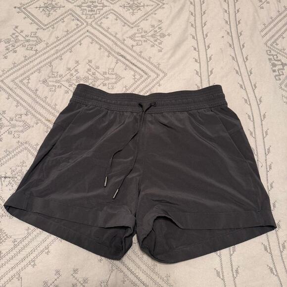 Lululemon speed up shorts athleisure - Picture 1 of 3